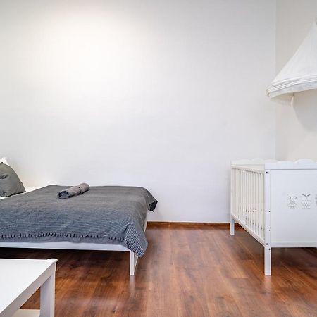 Family Apartment Ostrava Eksteriør billede