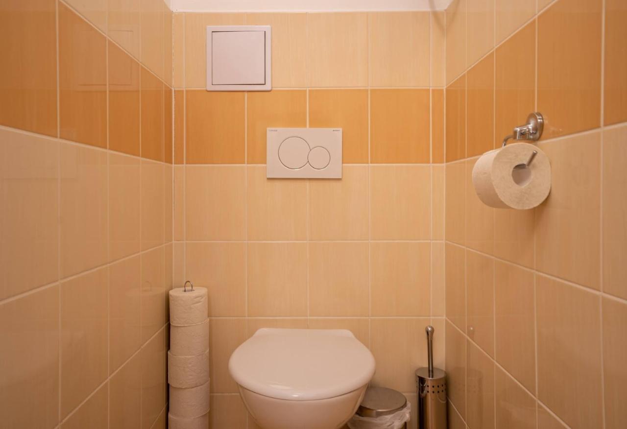 Family Apartment Ostrava Eksteriør billede