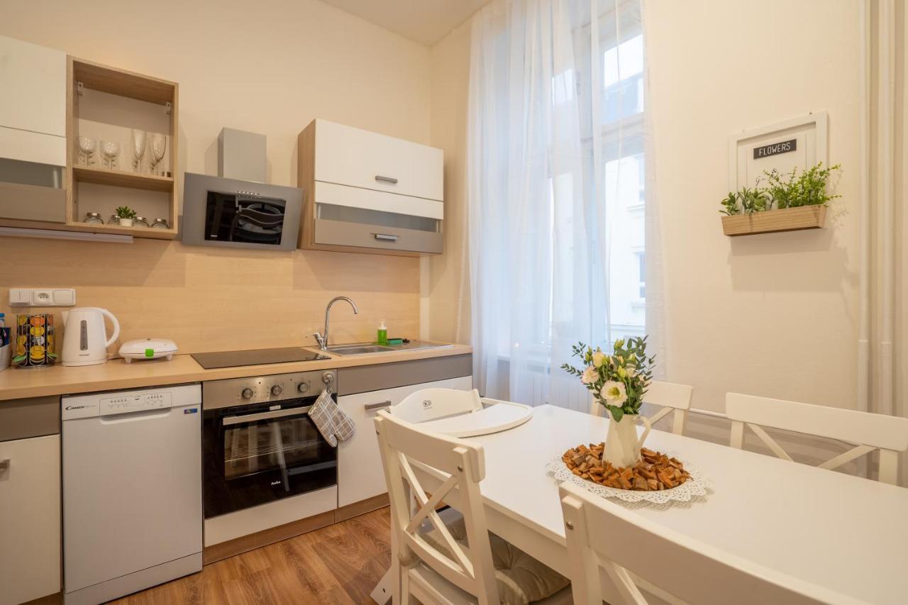 Family Apartment Ostrava Eksteriør billede