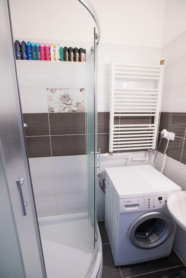 Family Apartment Ostrava Eksteriør billede