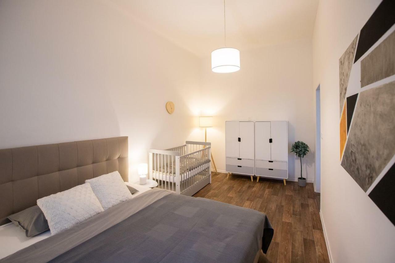Family Apartment Ostrava Eksteriør billede